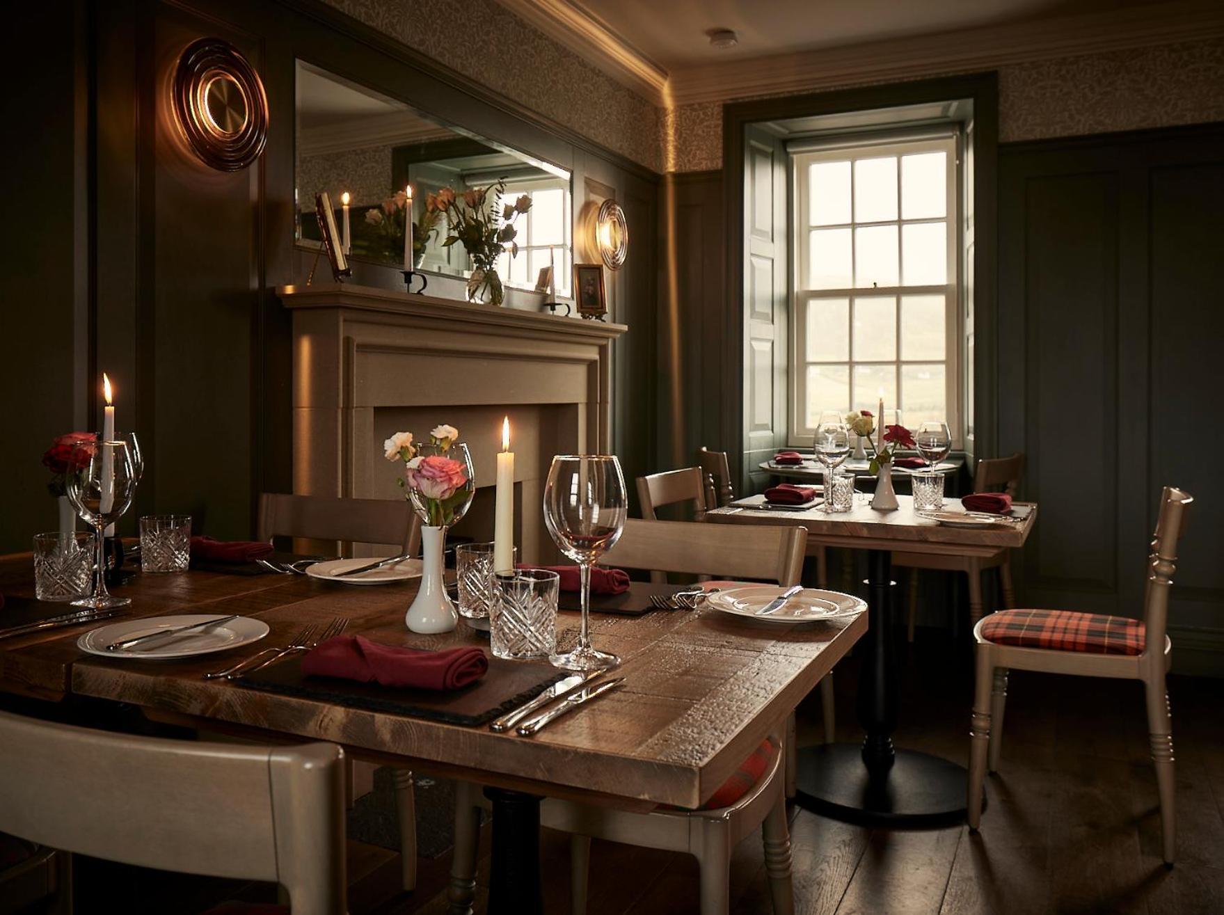 Monkstadt 1745 Restaurant With Rooms Portree Exteriör bild
